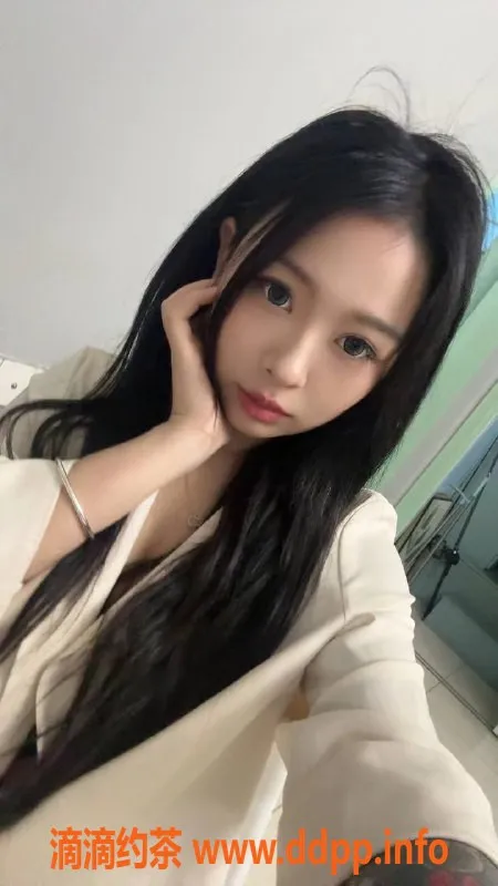 广州楼凤-海珠嫩妹可可，素颜验证，价格600