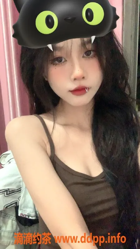 广州楼凤-天河嫩妹船船，700p长腿舌吻服务等你来体验