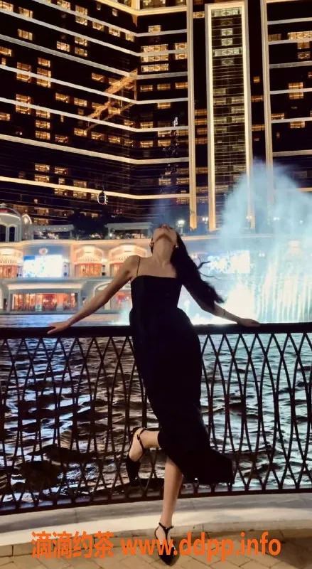 深圳楼凤-深圳福田西施，20岁长腿美女，2000元档起