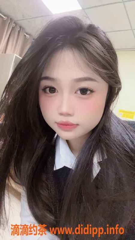 广州楼凤资源信息,佛山洋洋，嫩妹大胸水费600，火热舌吻等你体验