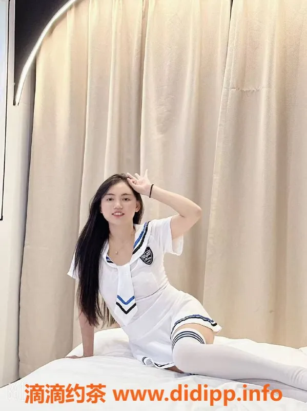 广州楼凤-天河小甜甜，700元超值服务，御姐舌吻等你来享受