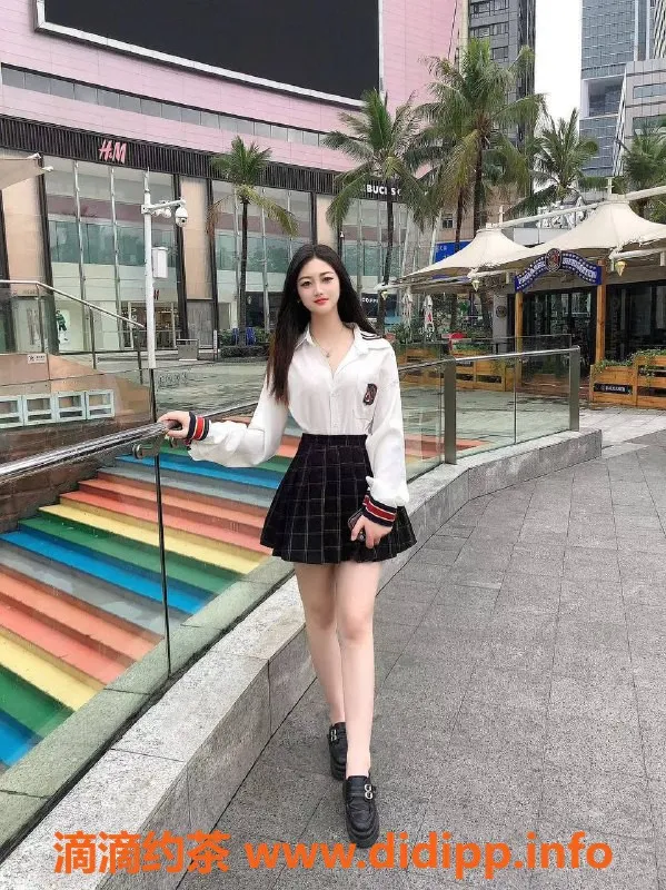 深圳楼凤-南山雨彤，800元起，服务超赞！