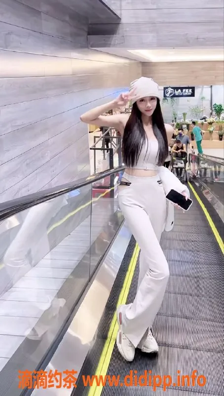 杭州spa会所-深圳鑫蕊，身高176，21岁高端小秘书