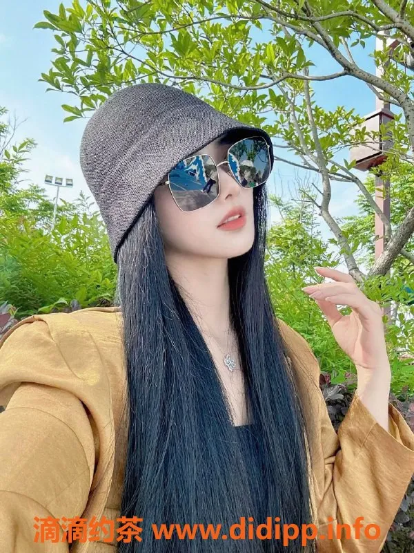 杭州spa会所-深圳鑫蕊，身高176，21岁高端小秘书