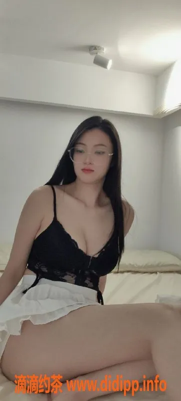 广州楼凤资源信息,天河御姐丫丫，600p大胸服务等你来体验