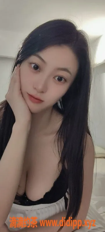 广州楼凤-天河御姐丫丫，600p大胸服务等你来体验