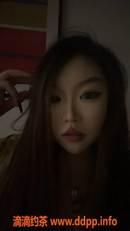 广州楼凤资源信息,天河大奶牛，800p嫩妹舌吻服务