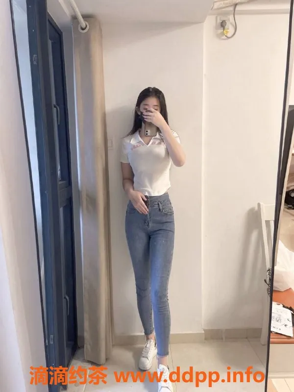 东莞楼凤-南城DD，身材诱人，服务超值，仅需700起