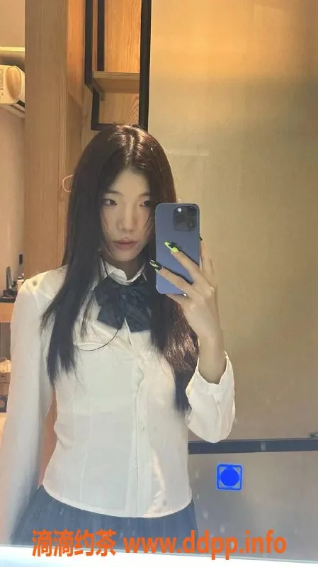 广州楼凤-天河御姐伊伊，700元享完美服务！