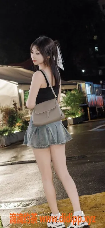 广州楼凤-天河嫩妹特仑苏，700元一小时