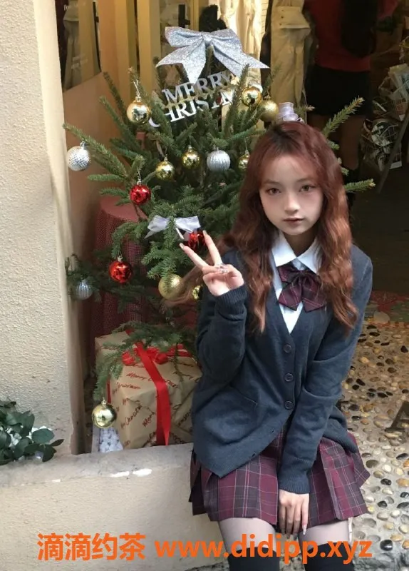 深圳楼凤资源信息,深圳龙华小雨，身高164，价格800元起