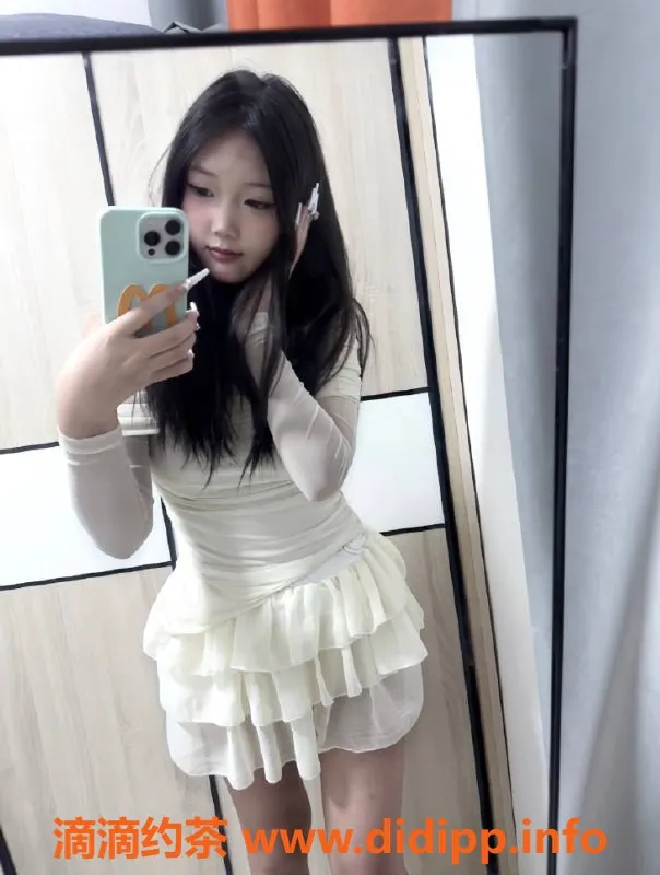 广州楼凤-白云嫩妹文文，600元体验超优质服务！