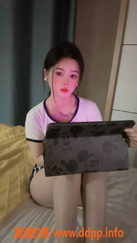 杭州上门服务-上城区小白兔，168cm巨乳尤物！舌吻69，单次仅900元