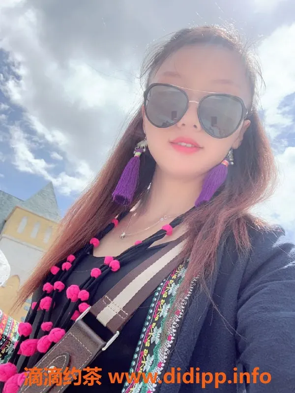 杭州楼凤-上城区安娜：26岁，170cm，真胸b，激情服务