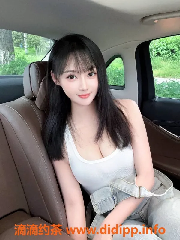 深圳楼凤资源信息,深圳福田雨儿 22岁 172cm 52kg 长腿大胸