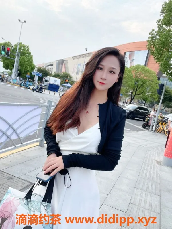 上海楼凤资源信息,徐汇小情人，特价服务等你来享受