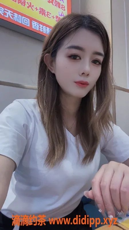 深圳楼凤-深圳樱子，千元以下大胸服务，超值体验！