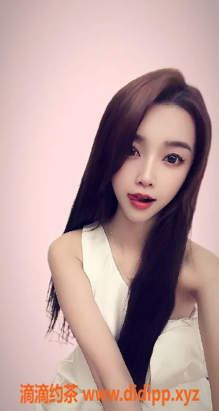 深圳楼凤-深圳龙华周周，御姐服务，包夜可外出