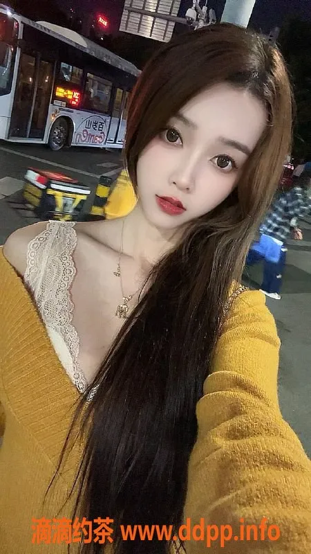 深圳楼凤-深圳龙华周周，御姐服务，包夜可外出