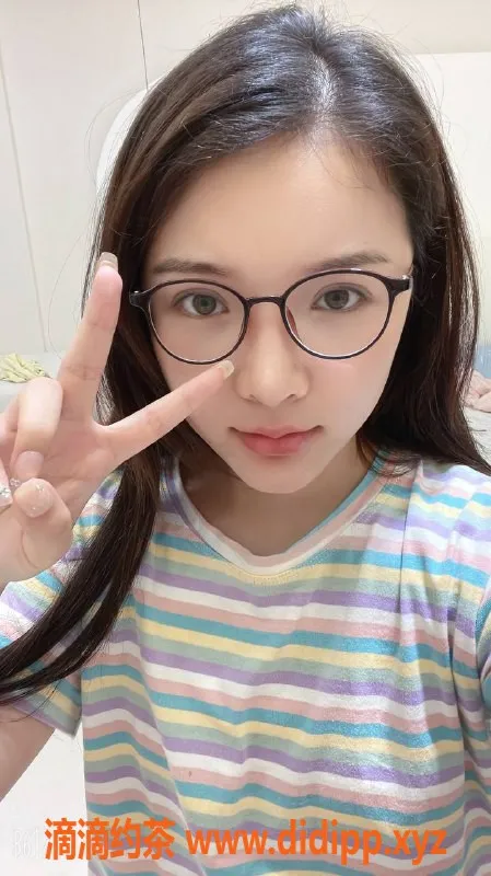 广州楼凤资源信息,天河御姐诗涵，800元一次，快来约！