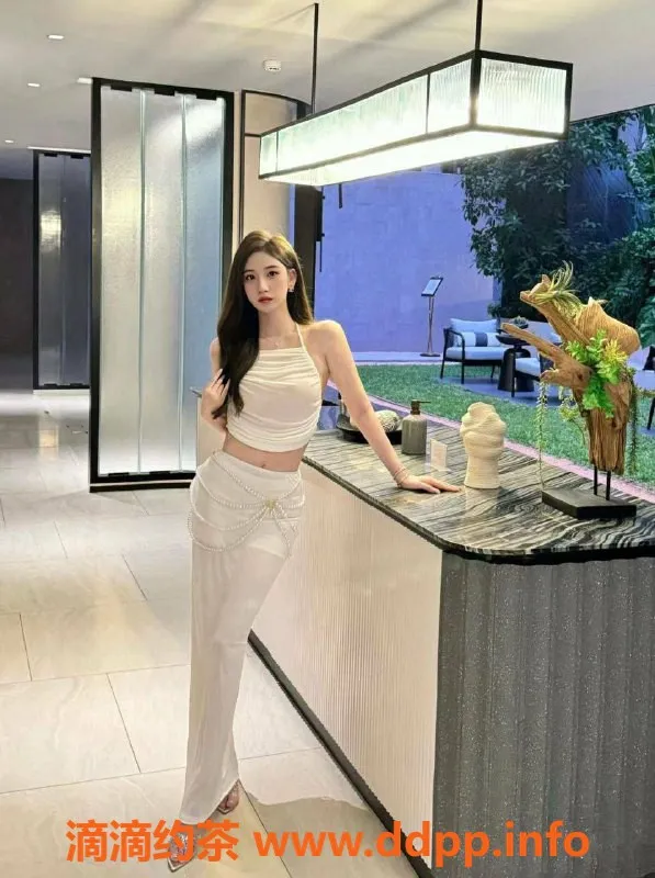 深圳楼凤-龙岗柒柒，肉感诱惑，价格788元