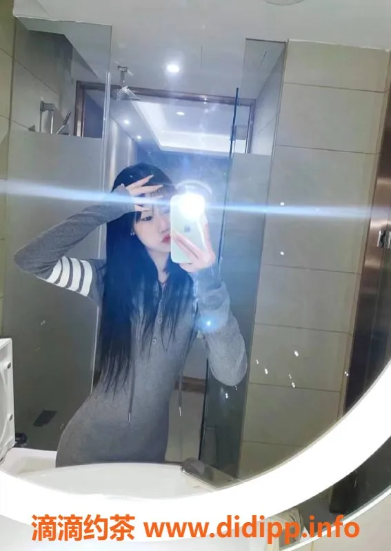 广州楼凤资源信息,黄埔嫩妹贝贝，700元享受真服务