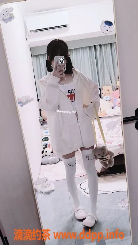 深圳楼凤-龙华嫩妹熊熊，六九口爆仅需1000元