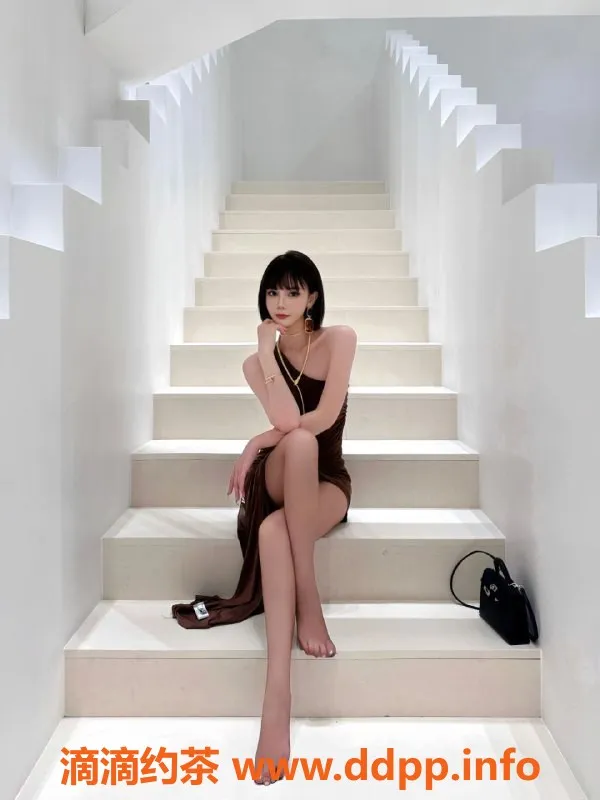 广州楼凤-天河少妇漫漫，800p大胸热情服务