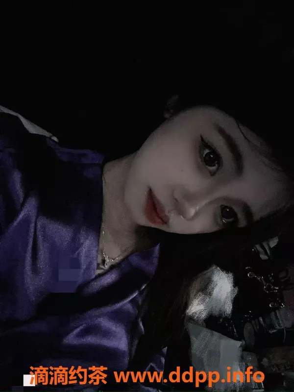 深圳楼凤资源信息,深圳龙华嫩妹小柠，五百元享美好服务