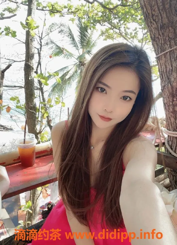 广州楼凤-天河嫩妹点点，水费900p，超好服务等你来享