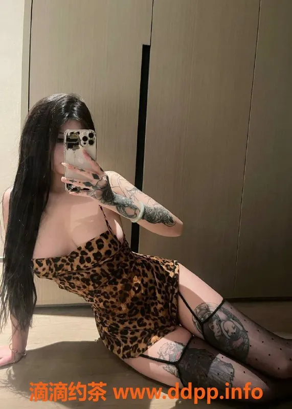 杭州楼凤-萧山区爱酱 22岁大胸美女 身高170体重55