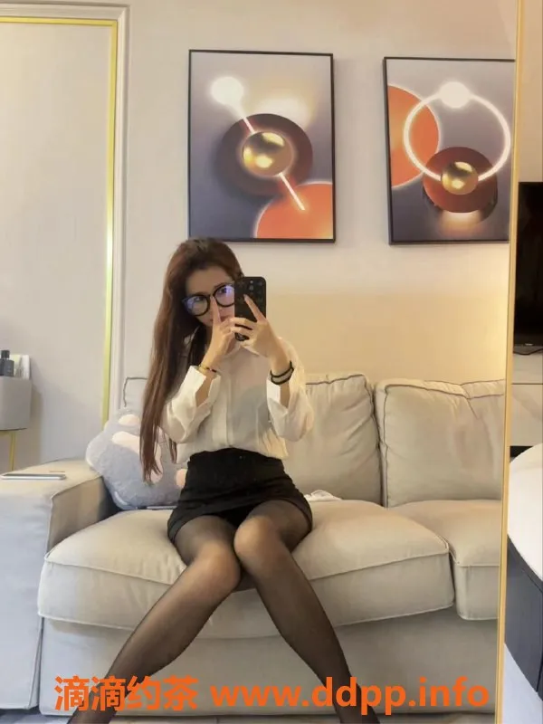 广州楼凤-天河甜梦，私聊预约，服务超值！