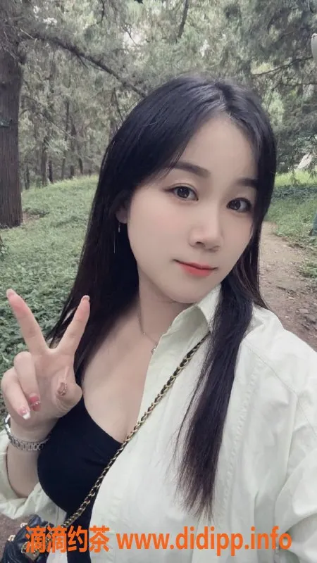 广州楼凤资源信息,白云地区御姐橘子，水费600，舌吻服务等你体验！