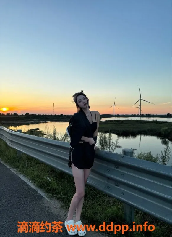 广州楼凤-天河七七，1300元课费，服务超棒！