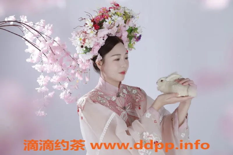 深圳楼凤-深圳福田莎莎，33岁御姐，身高167，价位600起