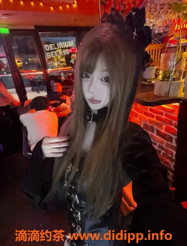 广州楼凤-天河嫩妹安娜，COS服务2200p等你来体验