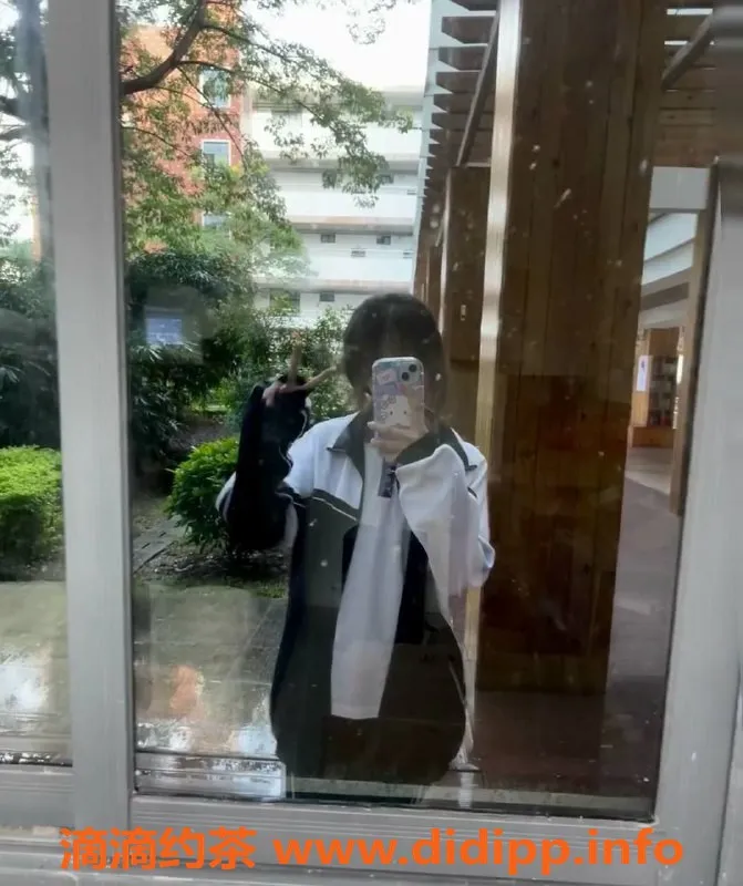 广州楼凤资源信息,白云小茵茵 专业伴游 服务贴心