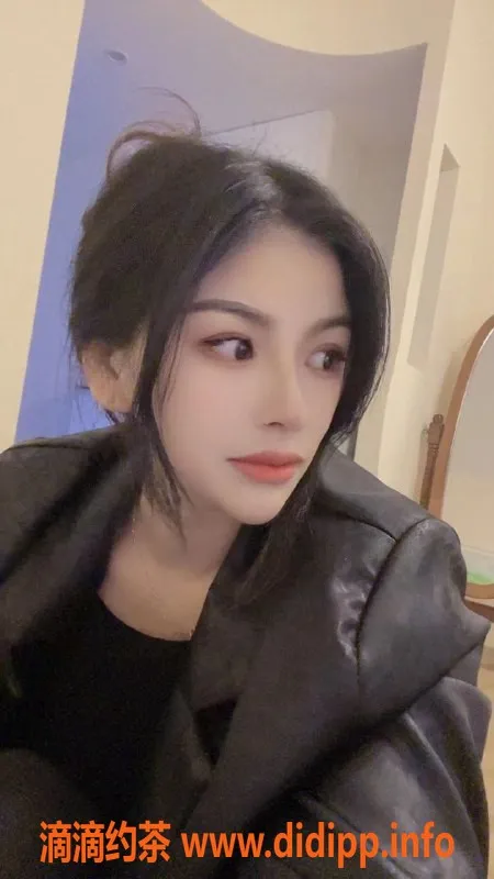 北京楼凤-北京微微，165cm/50kg/36C，22岁新人大揭密