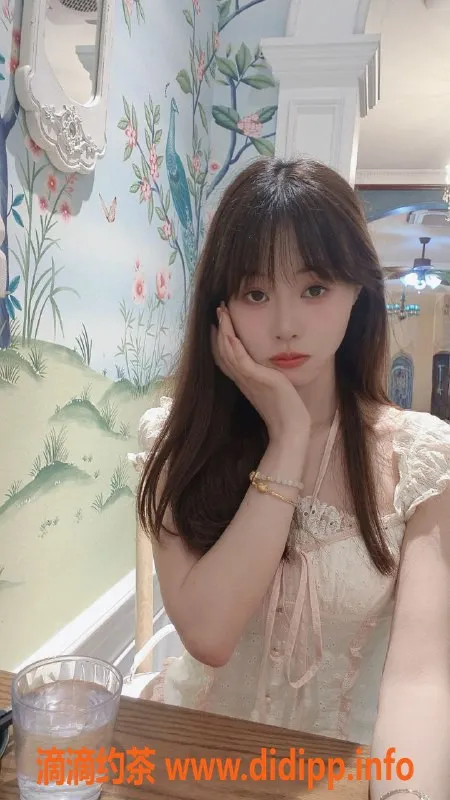 广州spa会所-广州天河区92油高颜值00后妹子，500元80分钟