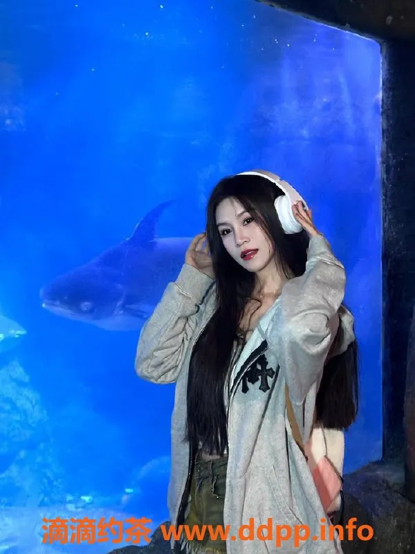 深圳楼凤-深圳罗湖琳酱，23岁170b，服务超棒