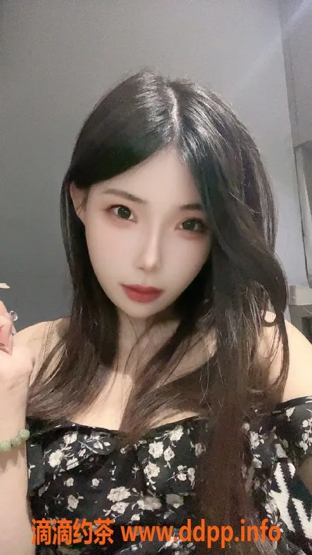 深圳楼凤-深圳福田小甜心，23岁，162cm，44kg，诱人B杯