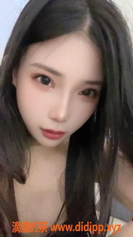 深圳楼凤资源信息,深圳福田小甜心，23岁，162cm，44kg，诱人B杯