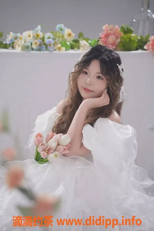 广州楼凤资源信息,天河嫩妹梦瑶，水费700p，舌吻服务体验！