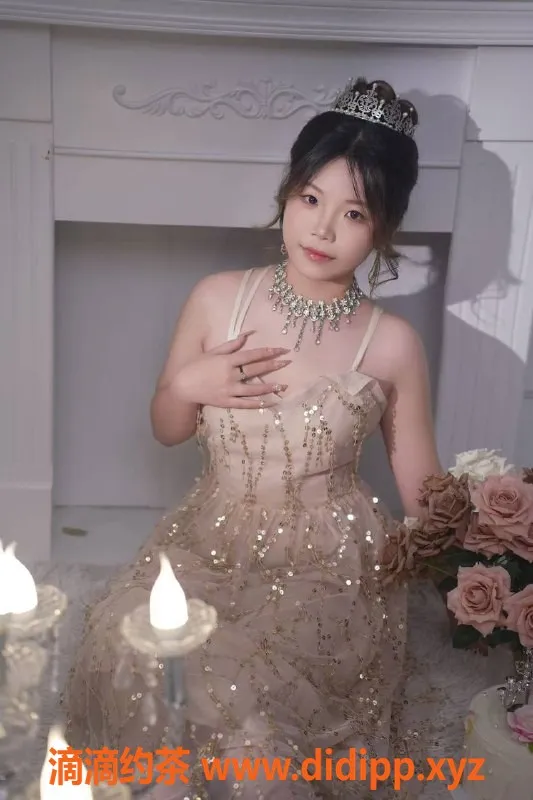 广州楼凤-天河嫩妹梦瑶，水费700p，舌吻服务体验！