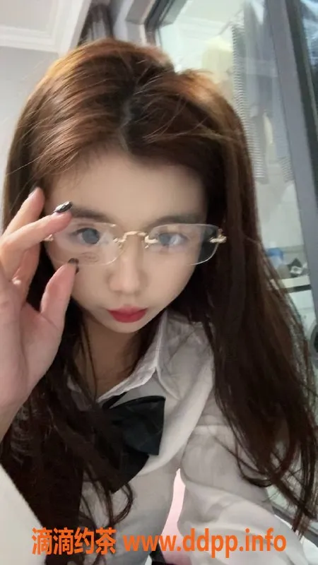 杭州上门服务-温柔嫩妹图图，20岁162cm，1000元上门服务