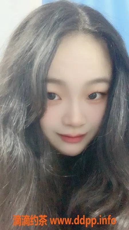 广州楼凤-天河小鸭，爆乳身材，600元约一晚