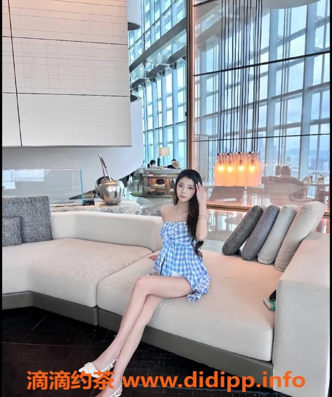 广州楼凤-天河嫩妹小曦，700一小时