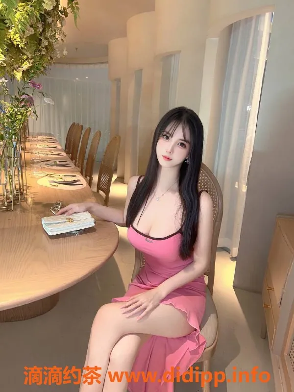 杭州楼凤资源信息,武汉里里，欧美身材，纯御天花板，1800起！