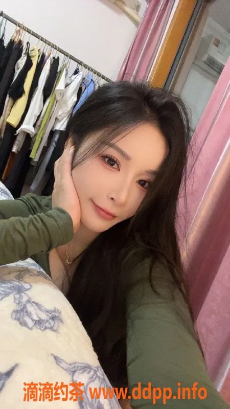 广州楼凤-天河御姐王曼妮，700p尽享长腿魅力