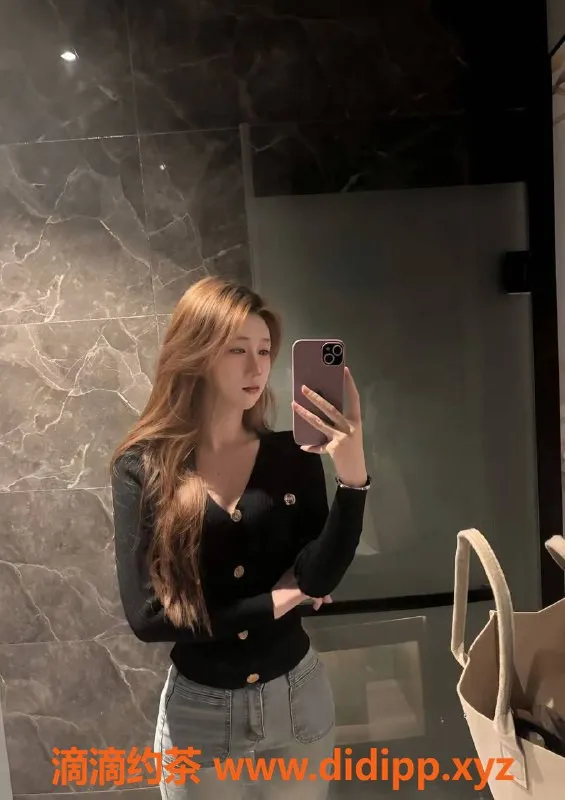 广州楼凤-天河御姐柠柠，刺激69p只需800元